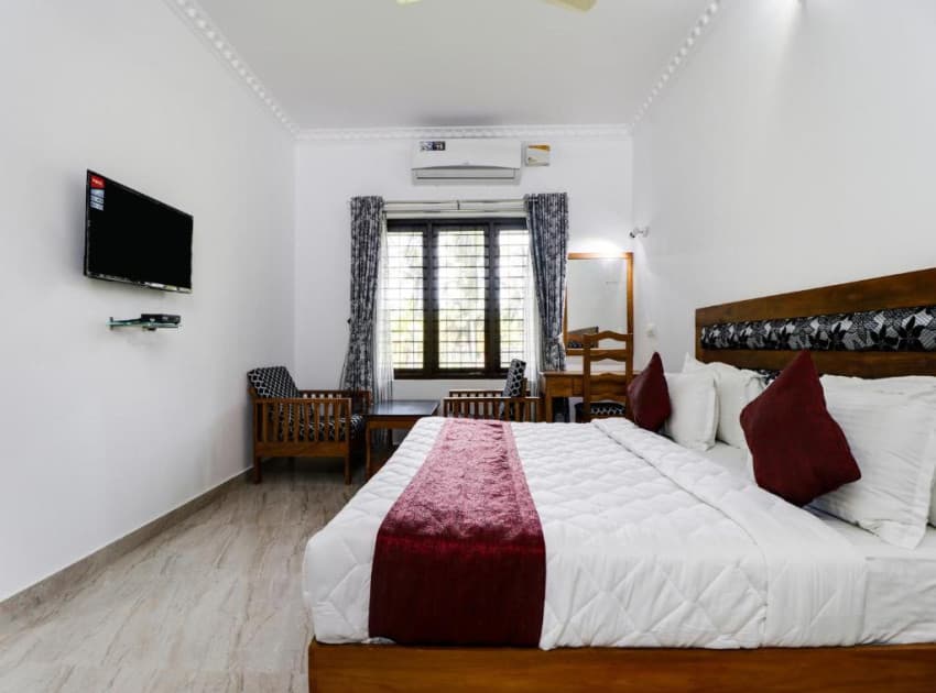 Book Standard King Room room in Kovalam