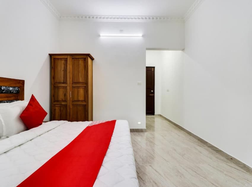 Book Deluxe Family Room room in Kovalam