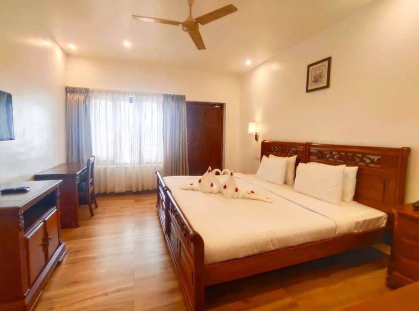 Book Premium Sea View room in Kovalam