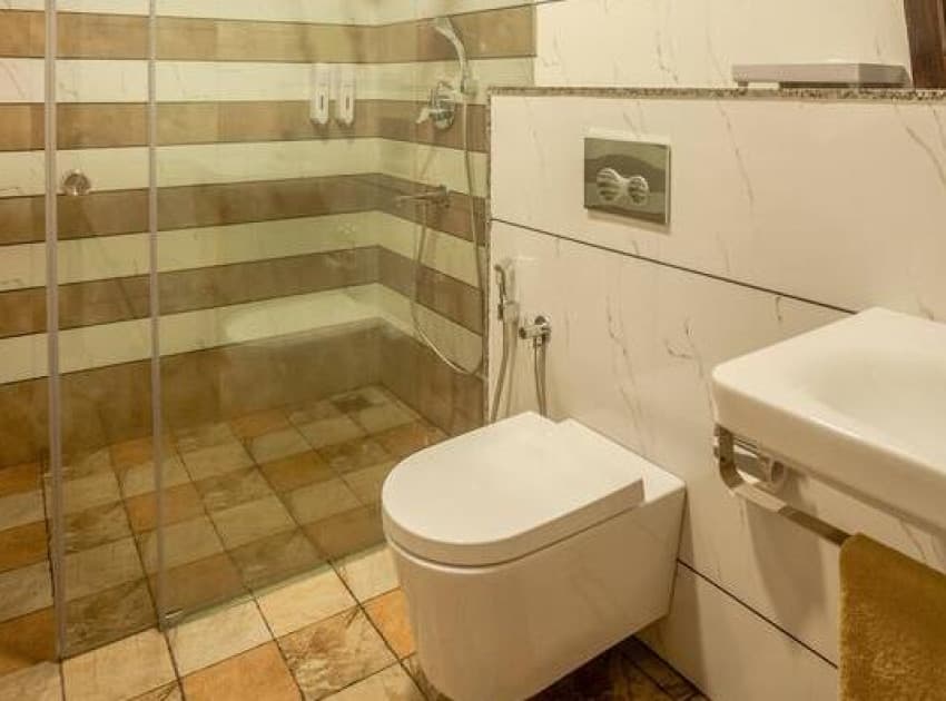 Book AYUR EARTH ANANTA ROOM room in Kovalam