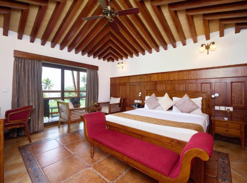 Book King Room with Pool View room in Kumarakom