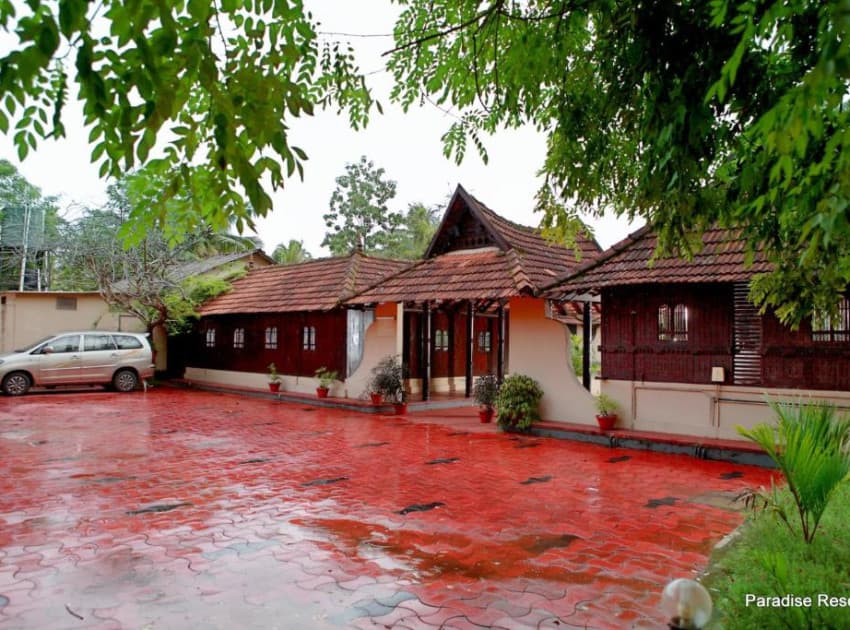 Book HERITAGE room in Kumarakom