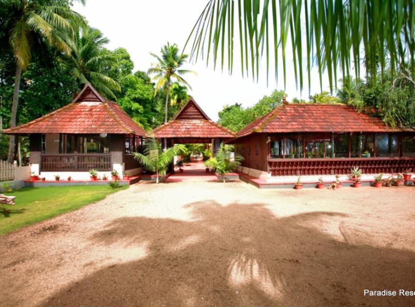 Book LAKE VIEW room in Kumarakom
