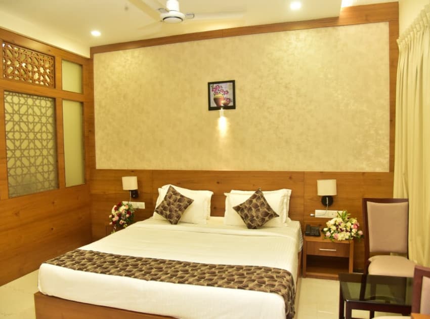 Book Ac Deluxe Rooms room in Palakkad