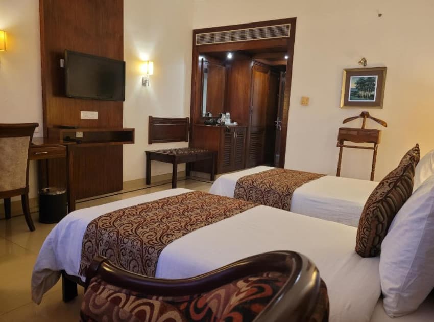 Book Deluxe Double Room room in Thrissur