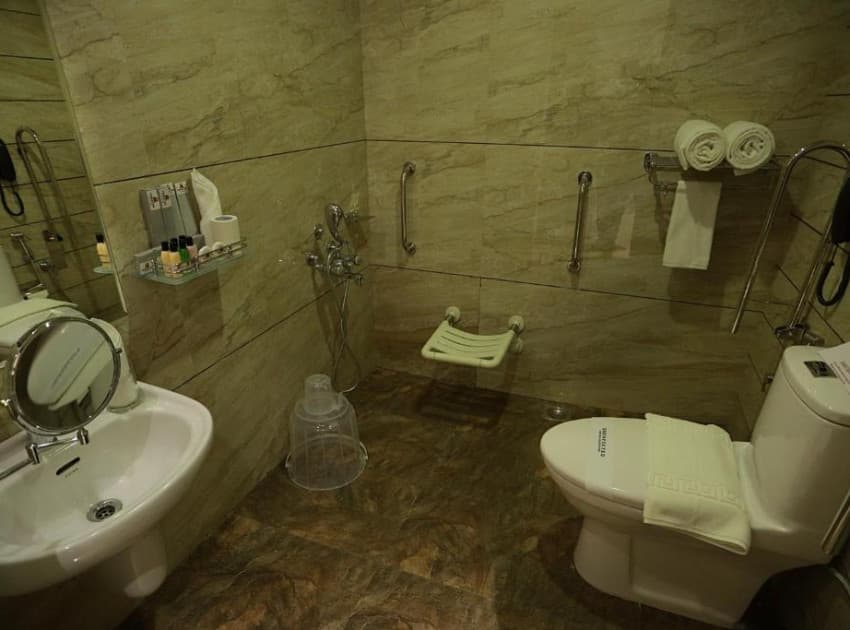 Book Suite Single Room room in Kottayam