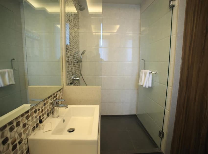 Book Superior Twin Room room in Mumbai