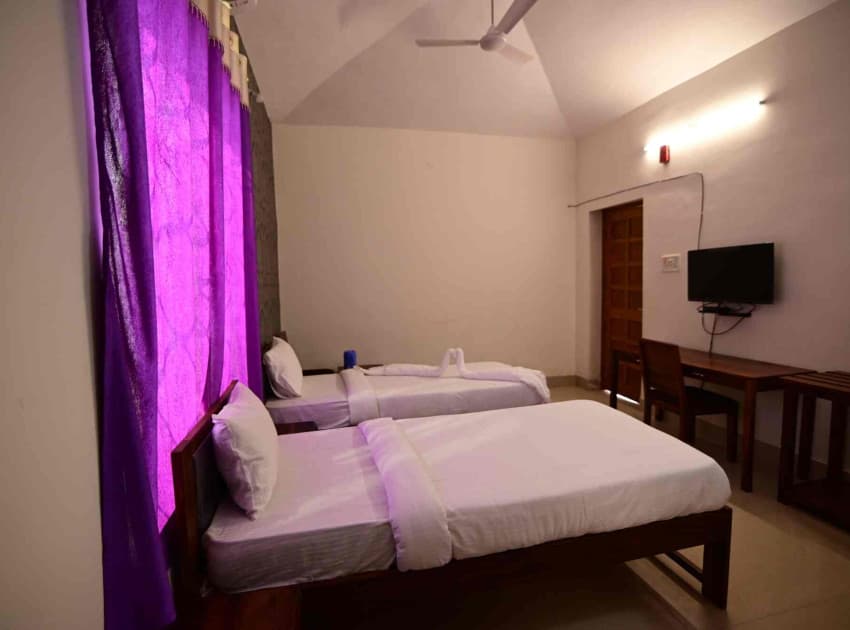 Book Standard Double Room room in Kovalam