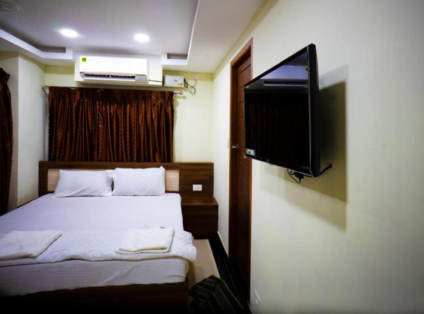 Book Standard Room room in Kanyakumari