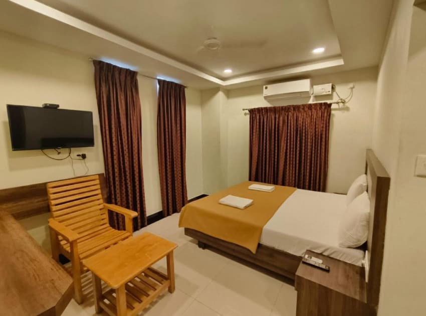 Book Family Four Bed Room Sea Facing room in Kanyakumari