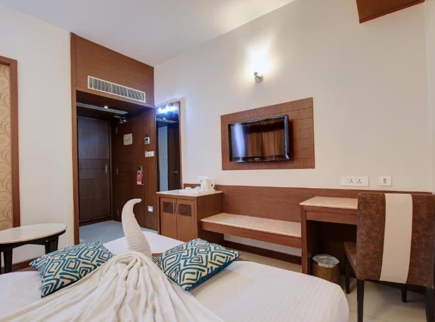 Book Prince Comfort Double room in Coimbatore