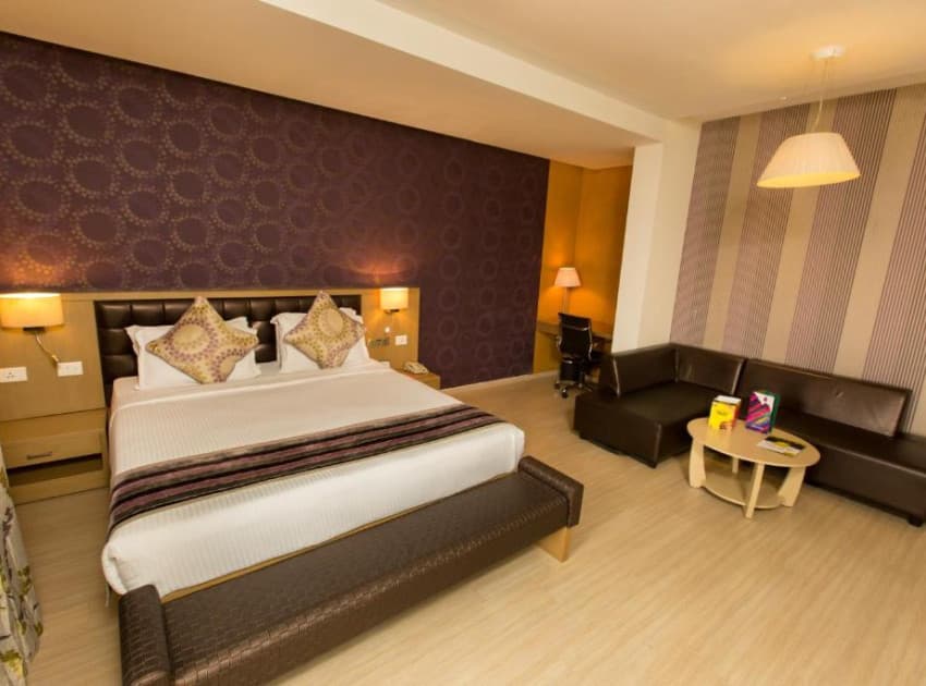 Book Premium Double Occupancy room in Coimbatore