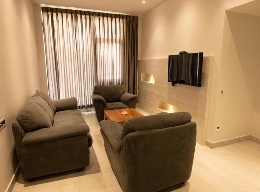 Book DELUXE  TRIPLE ROOMS room in Kanyakumari