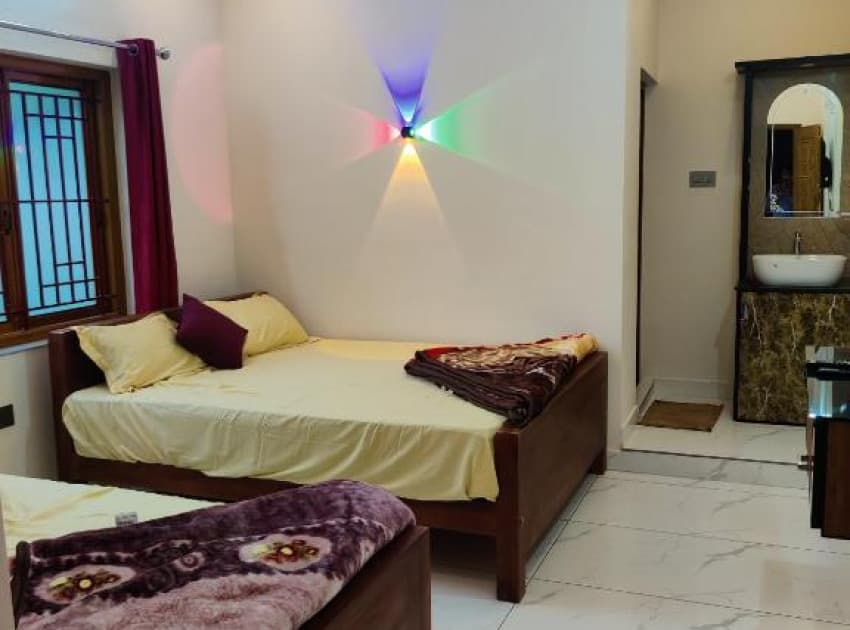Book Eden Villa Suite Room room in Valparai