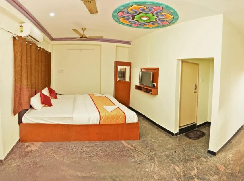 Book Twin Room with Sea View room in Mahabalipuram