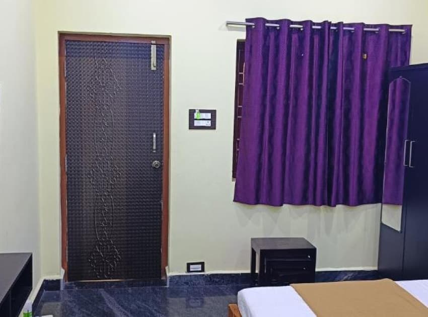 Book Deluxe Double Room room in Mahabalipuram
