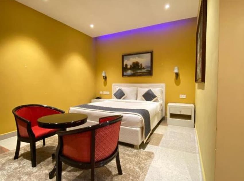 Book Superior Double Room room in Mahabalipuram