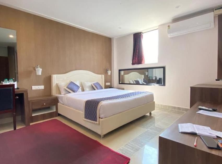 Book Executive Suite room in Mahabalipuram