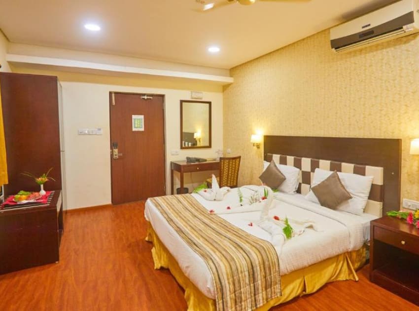 Book Double Room room in Mahabalipuram