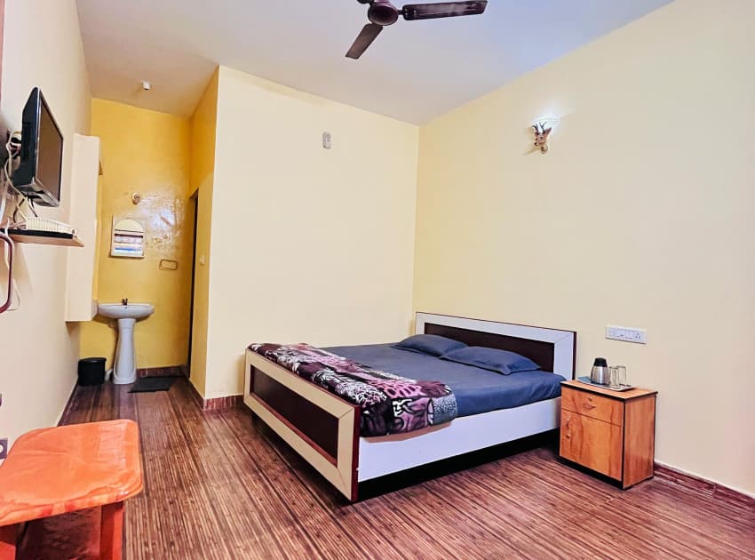 Book Standard Room room in Masinagudi