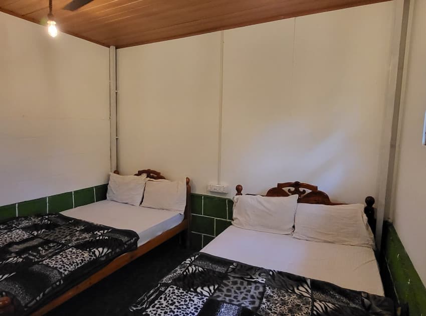 Book Hut House room in Masinagudi