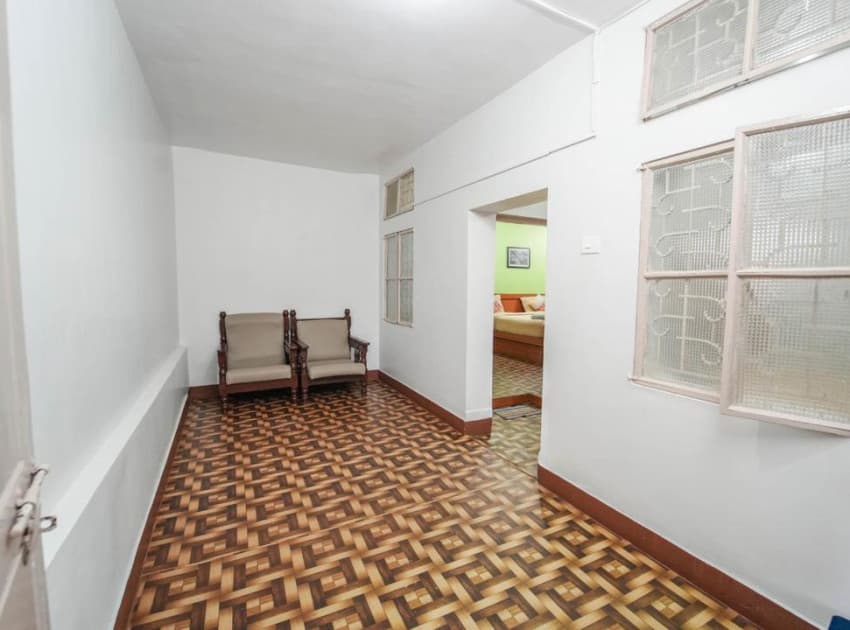 Book Queen Room with Balcony room in Ooty