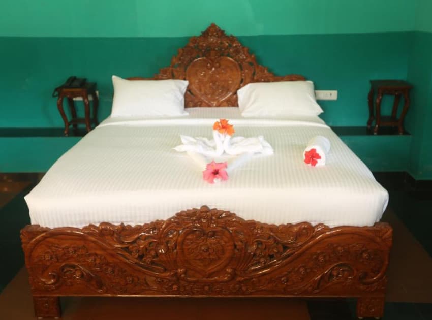 Book Deluxe Double Room room in Yelagiri