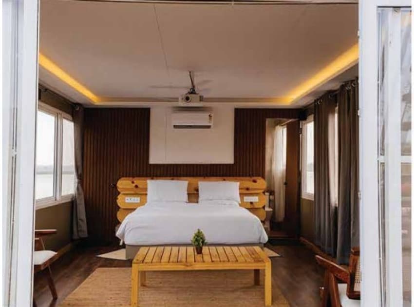 Book Floating Fem(Boat House DD AC) room in Vikarabad