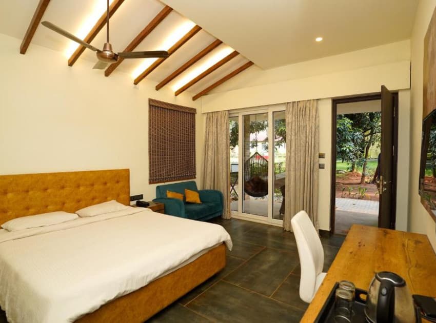 Book Super Deluxe Suite Rooms room in Yelagiri