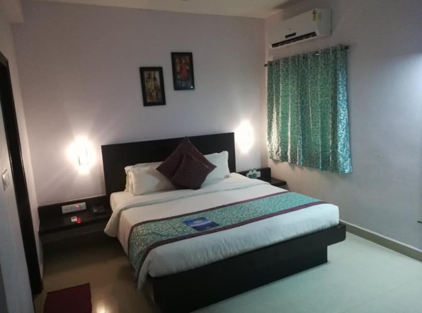 Book Standard Double Room room in Yelagiri
