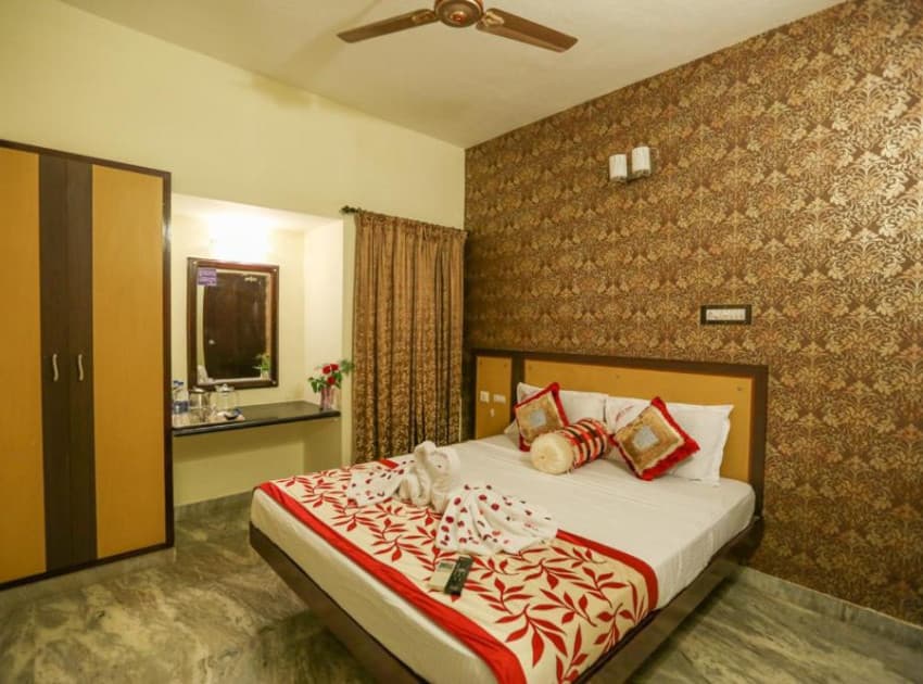 Book GOLD SUITE  DOUBLE OCCUPANCY room in Thanjavur