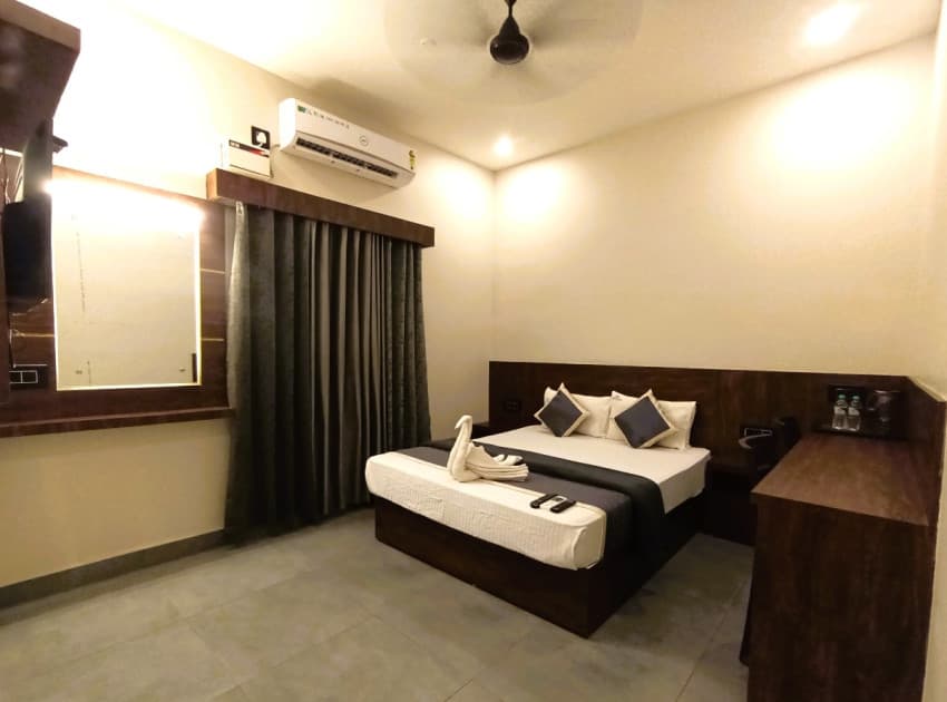 Book Double Bed A/C Room room in Rameswaram