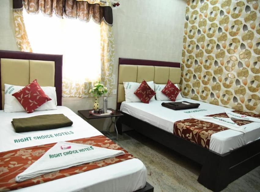 Book Triple Bed A/c room in Rameswaram