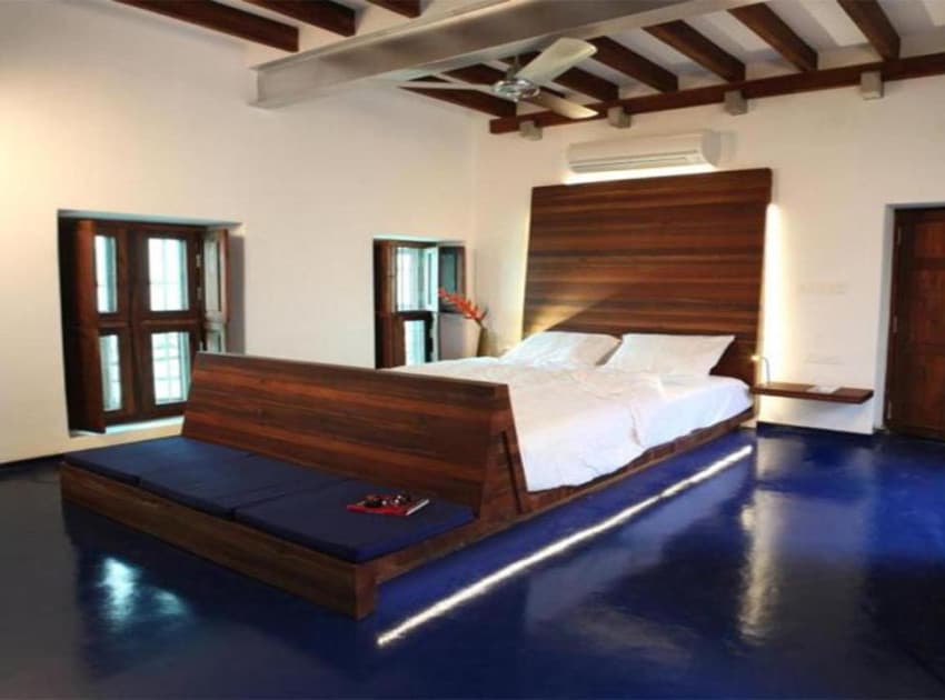 Book A/c Heritage Deluxe Room room in Thanjavur