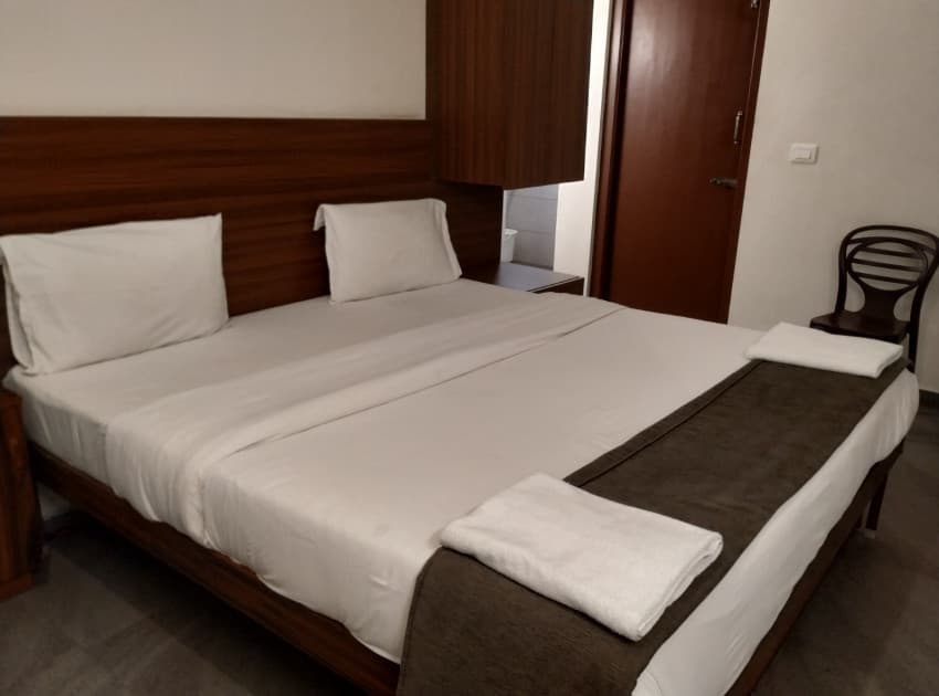 Book Single Room room in Madurai