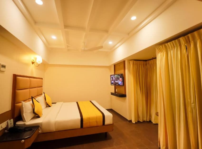 Book EXECUTIVE ROOM room in Madurai