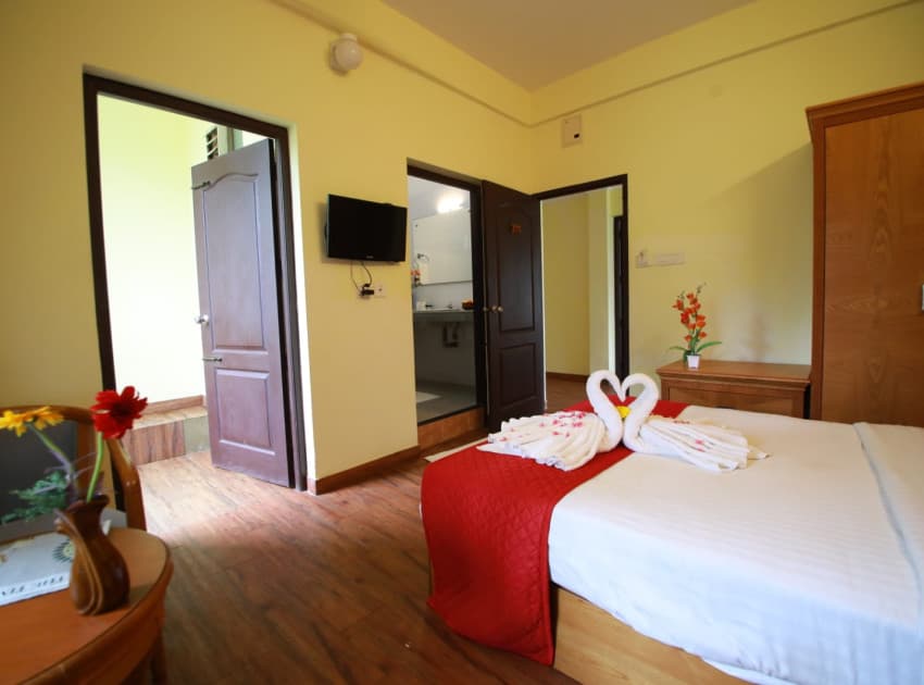 Book Standard AC Room room in Varkala