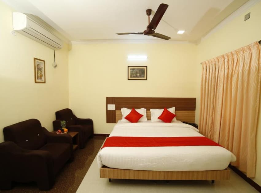 Book Suite – Triple Sharing room in Madurai