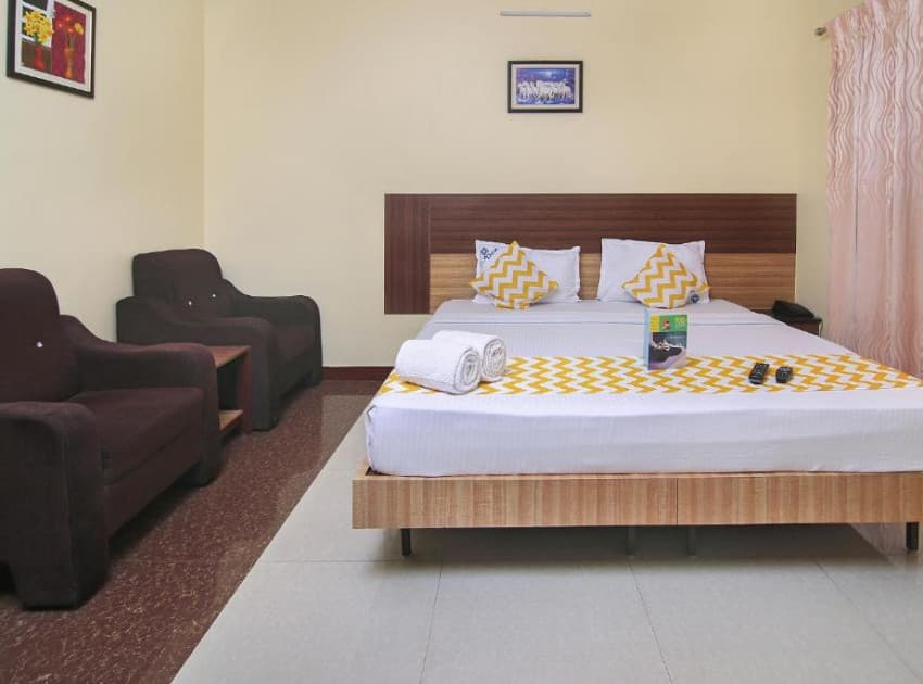 Book Family – Quad Sharing room in Madurai