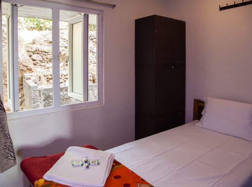 Book Deluxe Double Room room in Valparai