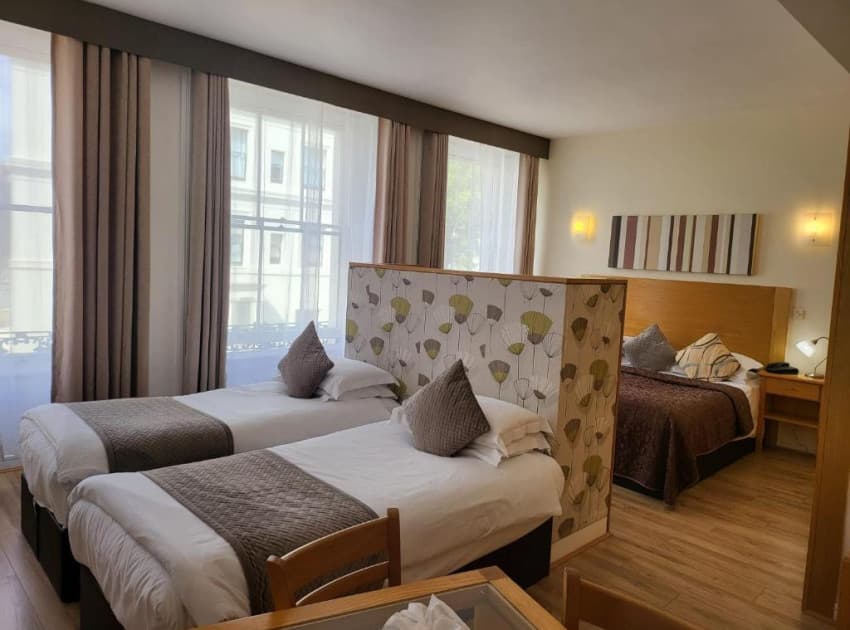 Book Executive Studio Suite room in London