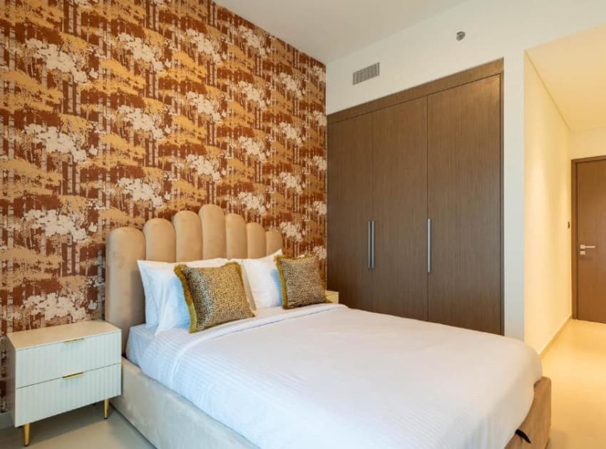 Book Three-Bedroom Apartment room in Dubai