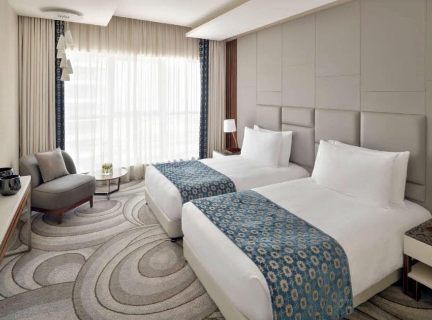 Book Deluxe Twin Room room in Dubai