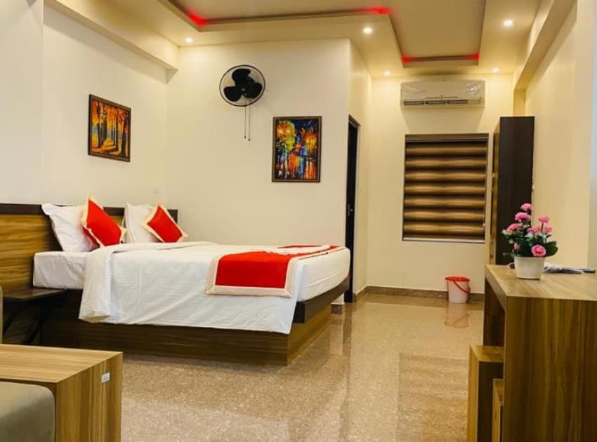 Book Deluxe Family Room room in Guruvayur