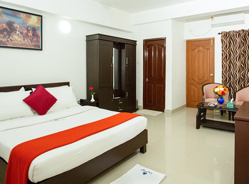 Book Super Double Deluxe AC room in Guruvayur