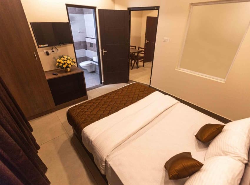 Book Standard Double Room room in Guruvayur