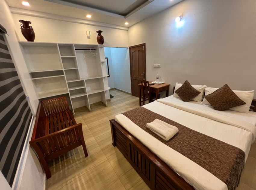 Book Standard Double Room room in Guruvayur