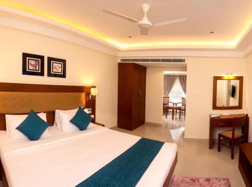 Book Standard Double Room room in Guruvayur