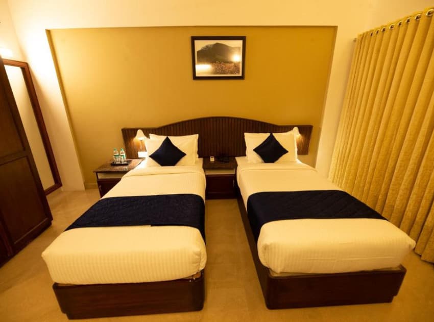 Book Standard Double Room room in Guruvayur