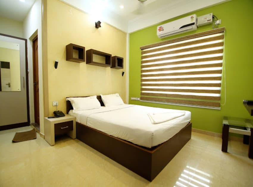 Book Standard Double Room room in Guruvayur